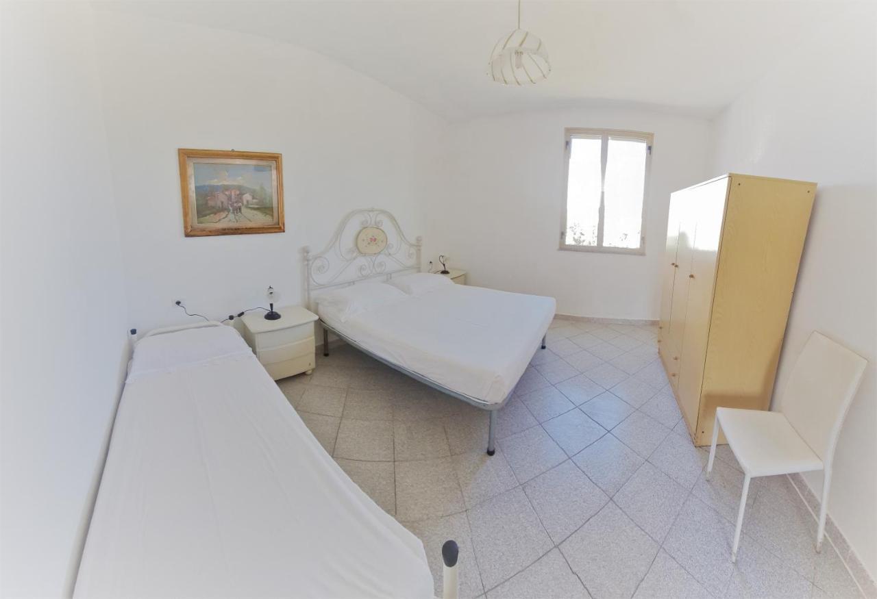 Cosy Home With Private Parking By The Sea Синискола Екстериор снимка